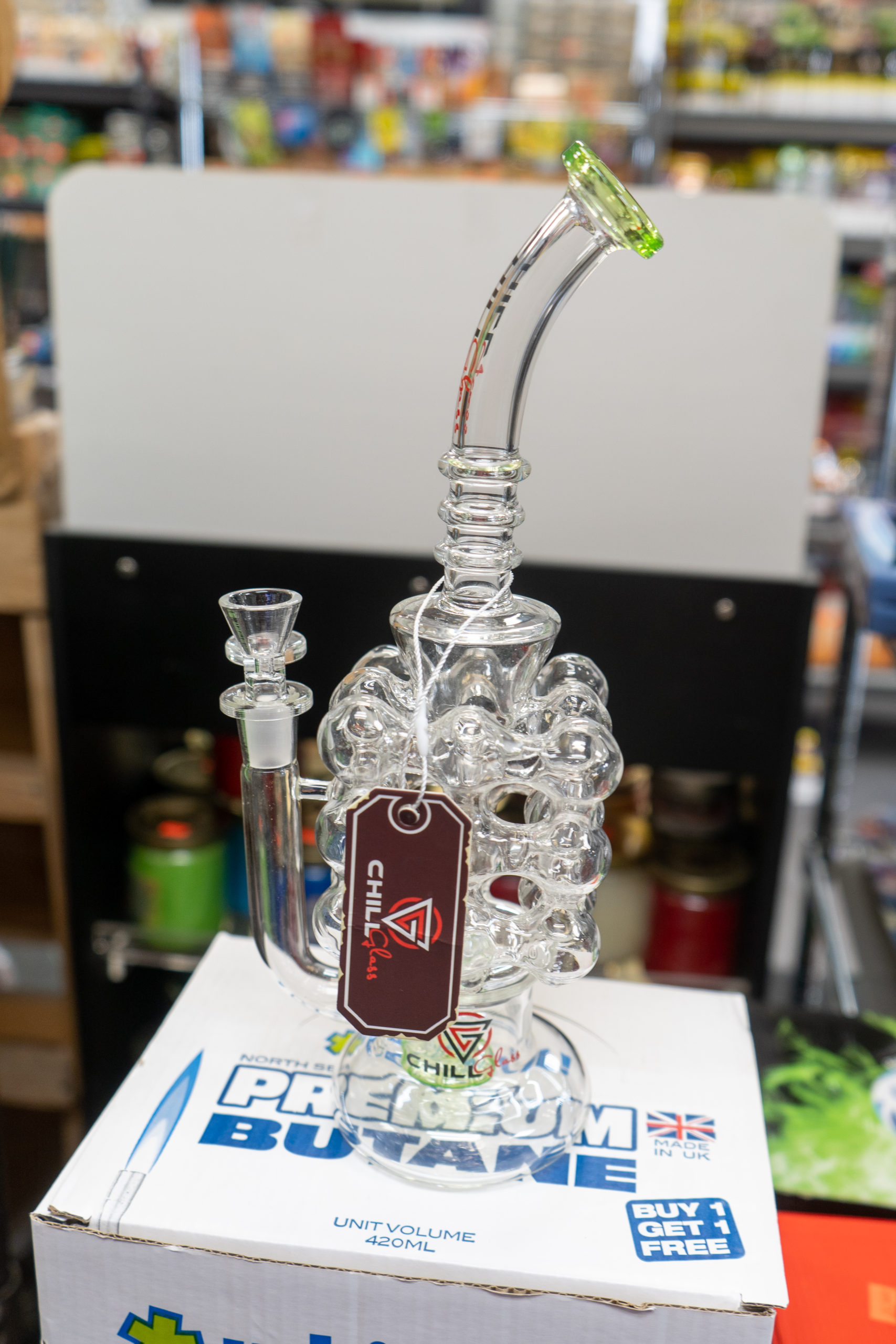 12″ Chill Glass piece with light green tip