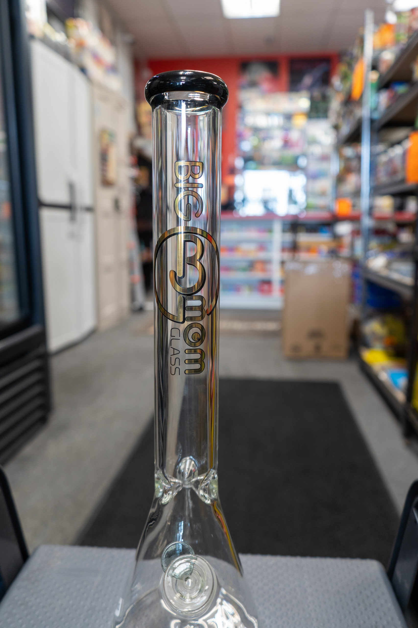 18″ Big B Mom Glass